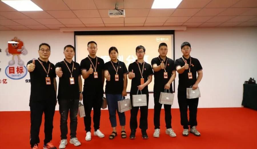 Fuxing Wood Industry Conducts ''Breaking Down Departmental Barriers'' Training Course