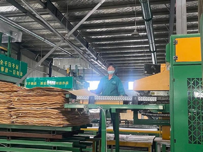 Labor Style in Fuqing Workshop