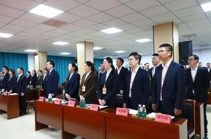 課題に正面から向き合う、前進を目指す | 福清木材産業が3月の作業要約会議を成功裏に開催