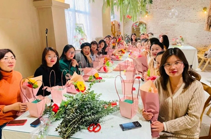 女性の日 | 福清木材産業「女神の日」フラワーアレンジメントサロン