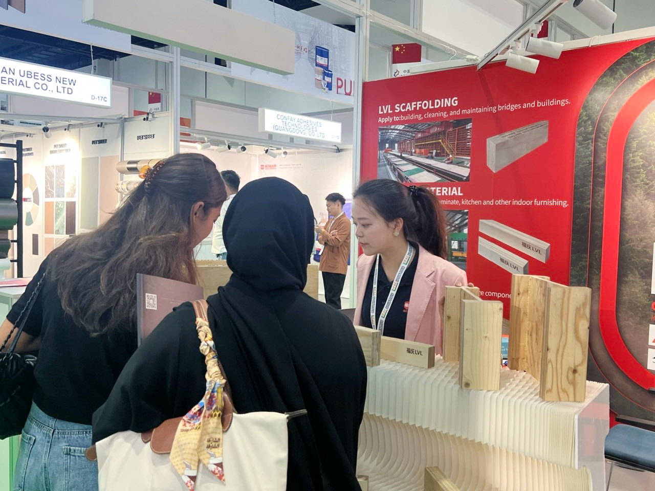Fuqing LVL Shines at Dubai Wood Show 2025: Global Partners Flock to Booth D-18C